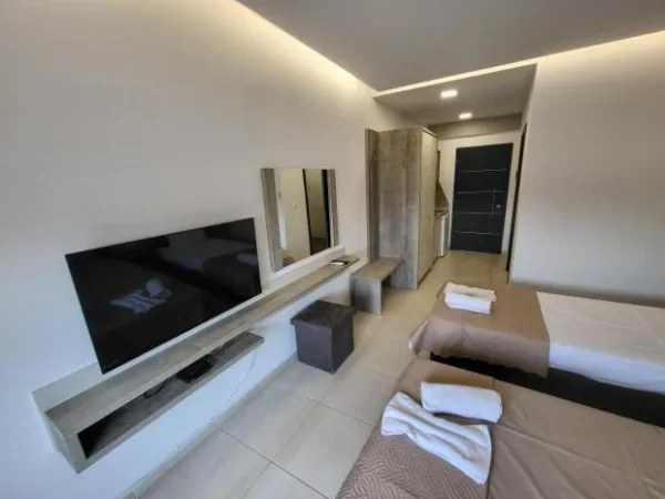 troina_staya_s_balkon